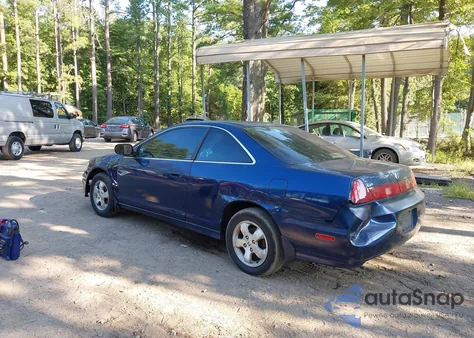 2001 Honda Accord 2.3 Ex from USA, damaged, VIN 1HGCG32501A013721